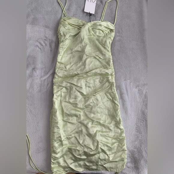 Lime green Zara mini dress with strings - Picture 8 of 8